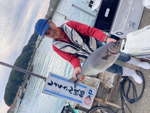 ����餵������